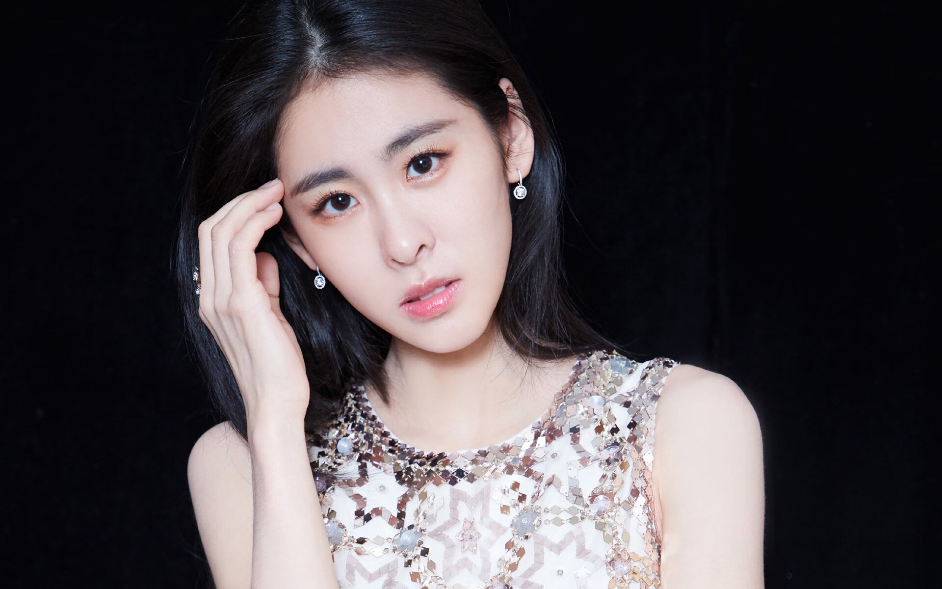 乐鱼官网-CBA战术风格为何趋同化严重,cba战术风格为何趋同化严重呢