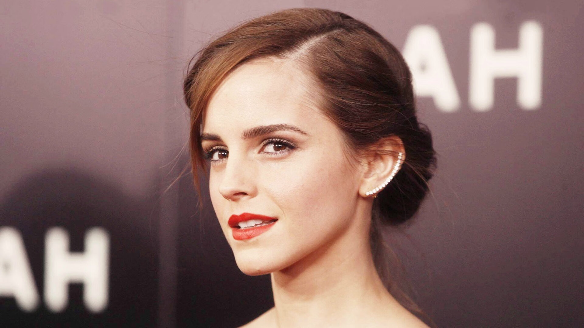 乐鱼体育平台app下载-克莱尔·柯尔赞女子200米仰泳表现稳健